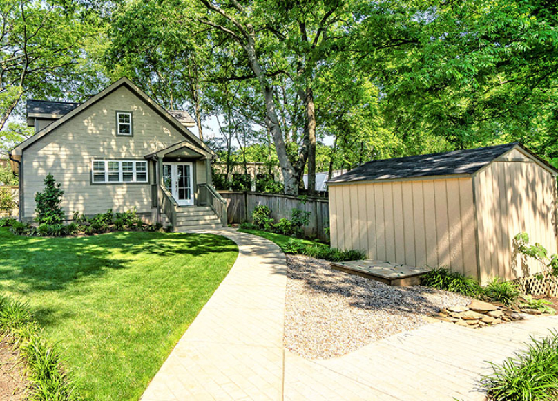 Detached accessory dwelling unit in a Nashville back yard